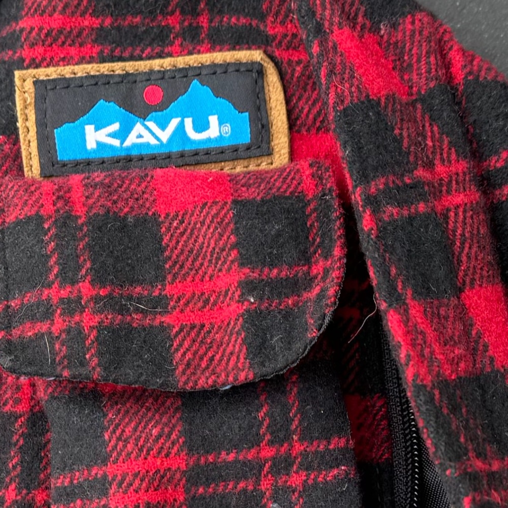 Kavu crossbody red plaid hiking bag